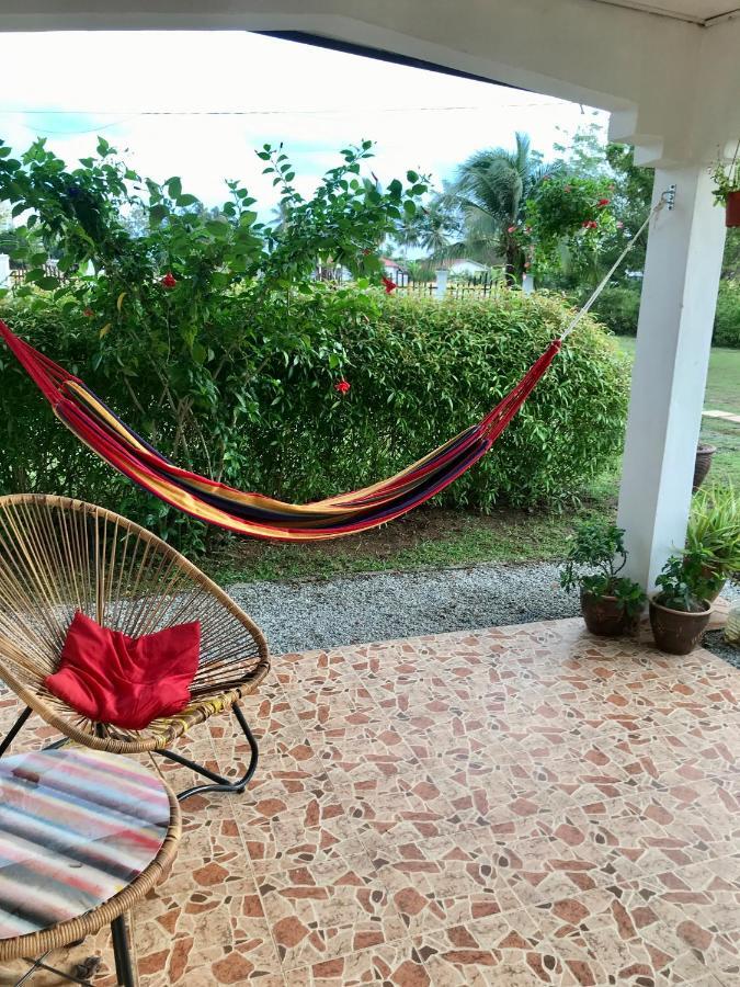 Lovely Garden Villas Pantai Cenang  Exterior photo
